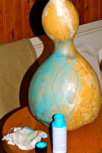 painting the gourd teal